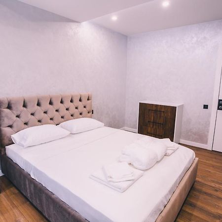 Улица Антоновича 74 №6 Appartamento Kiev Esterno foto